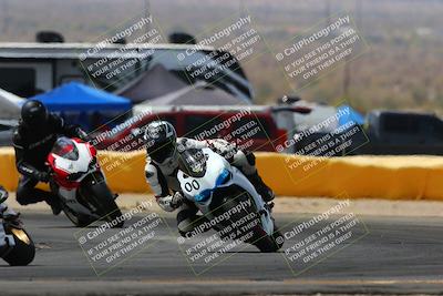 media/Apr-09-2022-SoCal Trackdays (Sat) [[c9e19a26ab]]/Turn 2 (1140am)/